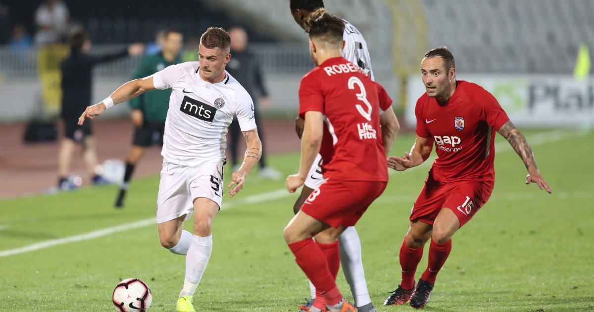 "Slao mi je Zvezdine pesme, a onda je otišao u Partizan i postao najveći Grobar! Od tog dana više ne pričamo"