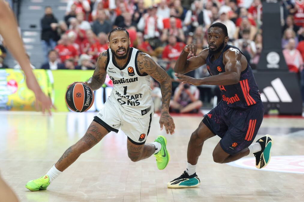 PARTIZAN BIO NA IVICI AMBISA A ONDA SE POJAVIO KARLIK: Preuzeo je stvar u svoje ruke i desilo se čudo...
