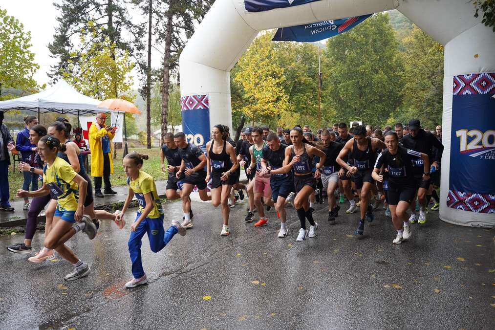 VALJEVO U ZNAKU VELIKOG JUBILEJA: 120 godina atletike u Srbiji obeleženo trkom General Đukić