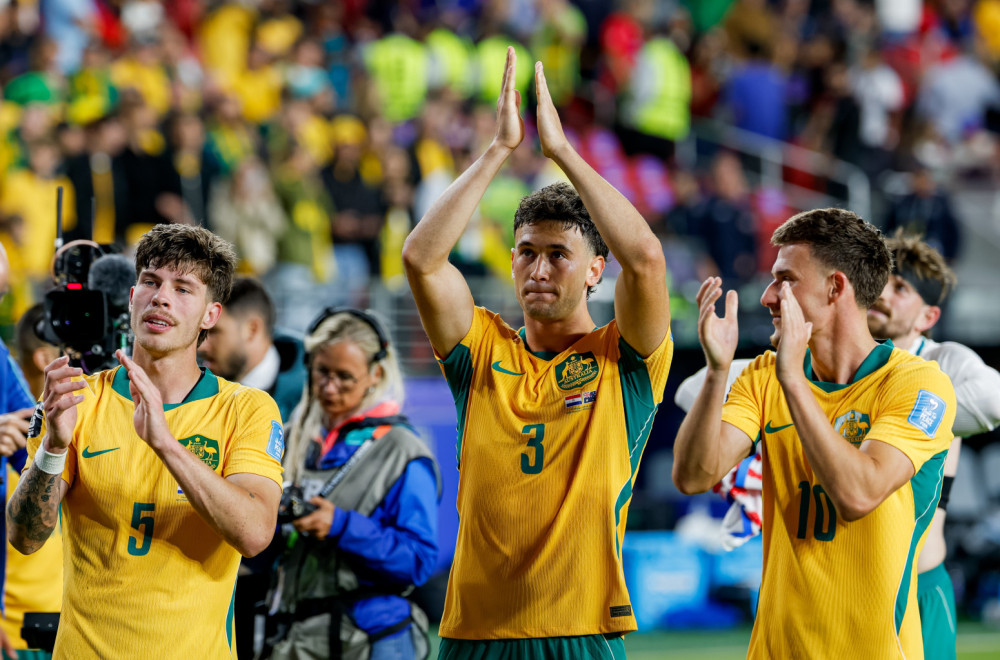Australija nastavlja dalje bez dvojice igrača