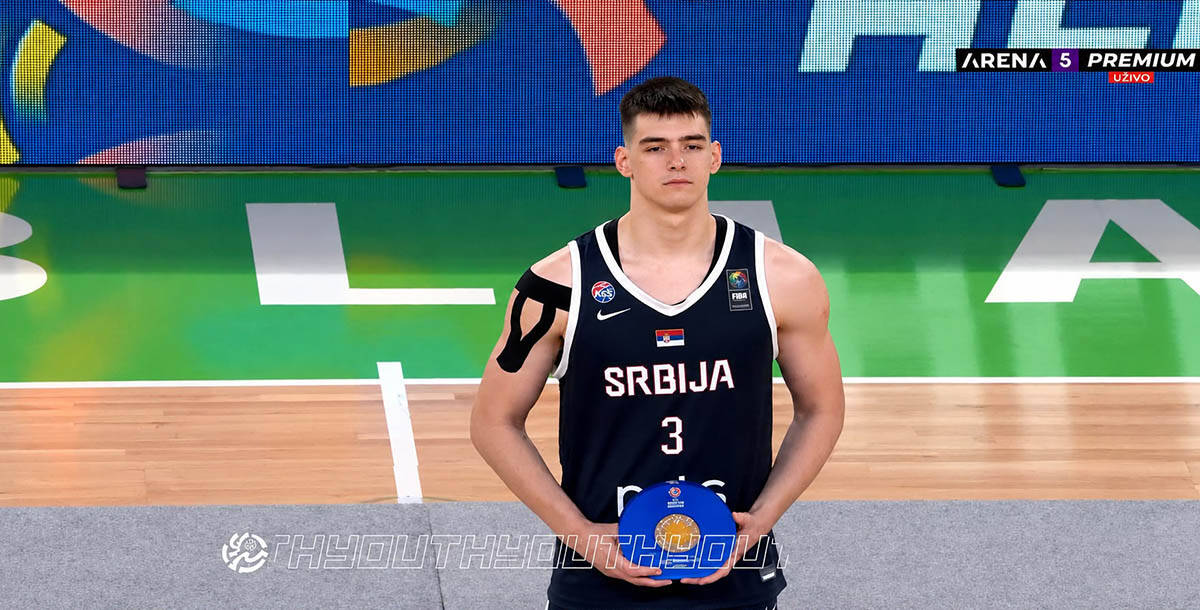 Nikola uzeo nagradu i bio na ivici suza: Teško mu je palo što Srbija nije uzela zlato, pogledajte reakciju