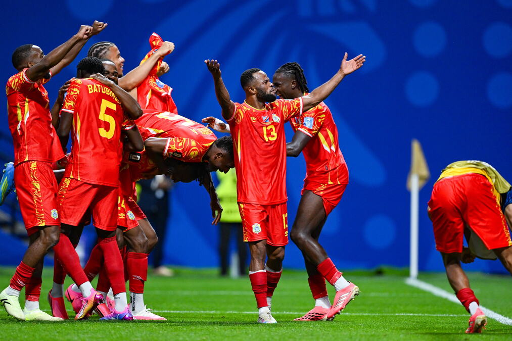 AFRIKA 9 OD 10! OVI LJUDI SU ISPISALI ISTORIJU NA MUNDIJALU! Samo jedna reprezentacija nije prošla grupnu fazu - koliko ko može u nastavku?