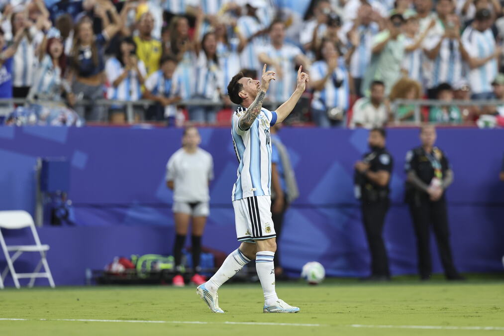 BOŽE, POMOZI: Argentinski nadbiskup pomenuo Mesija pred meč sa Švajcarskom